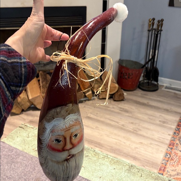 Hand Painted Santa Gourd Signed Lori Morris Folk Art Christmas Decor - Picture 4 of 6